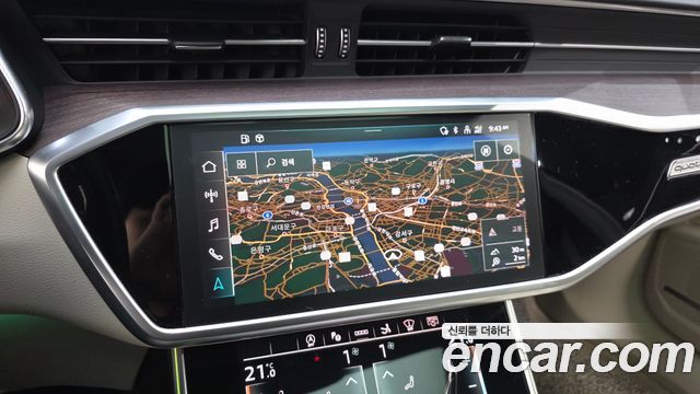 Audi A7 2022 — photo 20