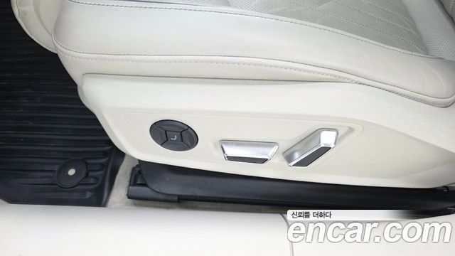 Audi A7 2022 — photo 29