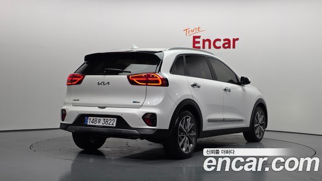Kia Niro 2022 — photo 2