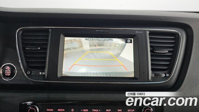 Kia Canival 2020 — photo 19