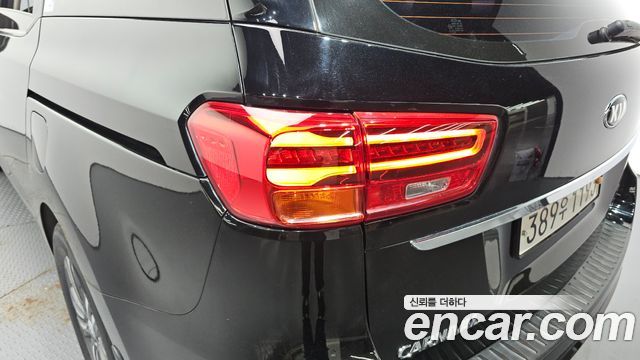 Kia Canival 2020 — photo 9