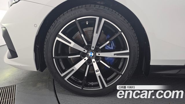 BMW 5-Series 2024 — photo 5