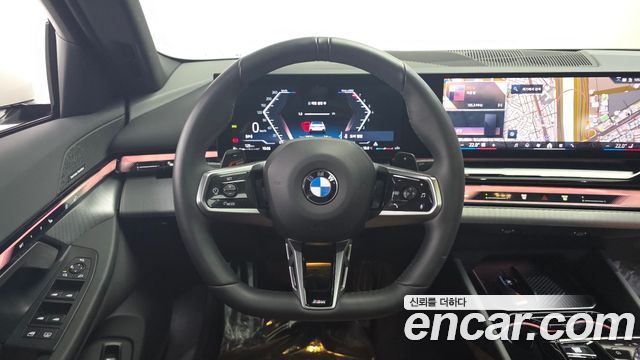 BMW 5-Series 2024 — photo 19