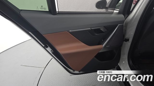 BMW 5-Series 2024 — photo 15