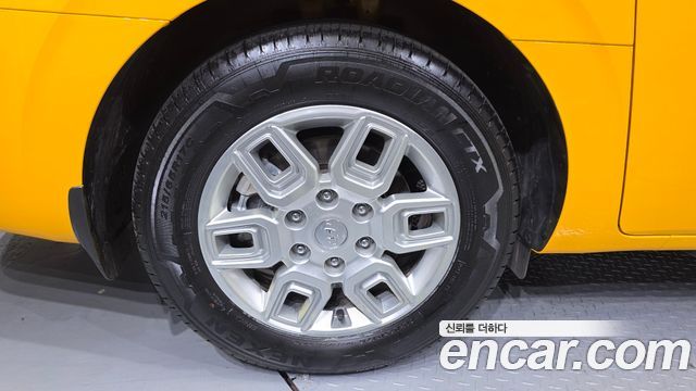 Hyundai Staria 2024 — photo 5