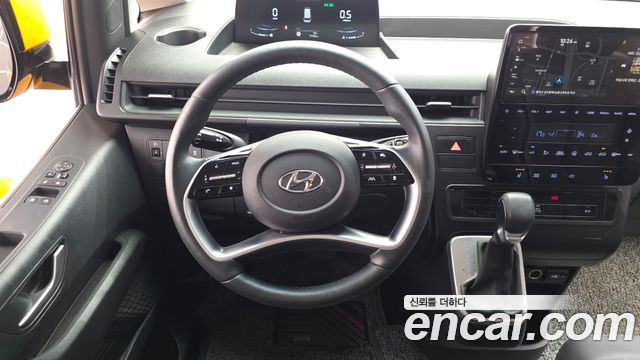 Hyundai Staria 2024 — photo 19