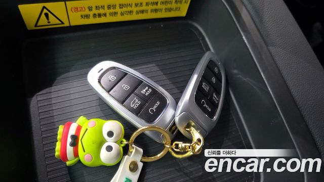 Hyundai Staria 2024 — photo 24
