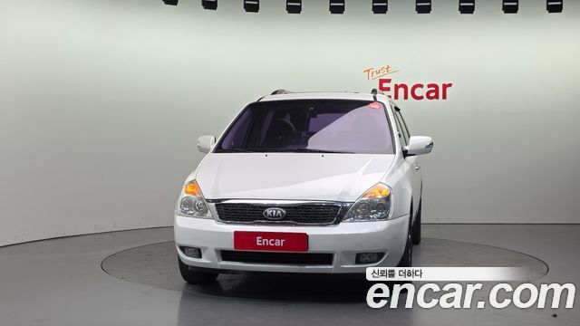 Kia Canival 2013 — photo 3