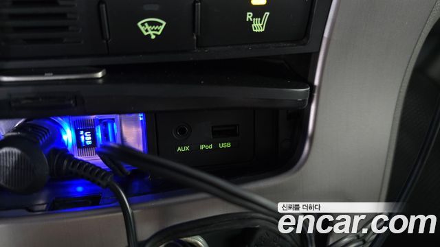 Kia Canival 2013 — photo 29