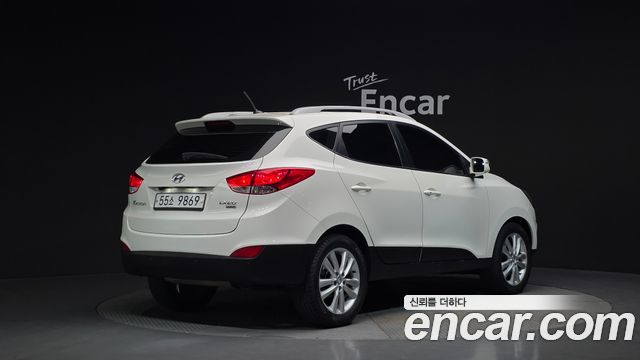 Hyundai Tucson 2012 — photo 2