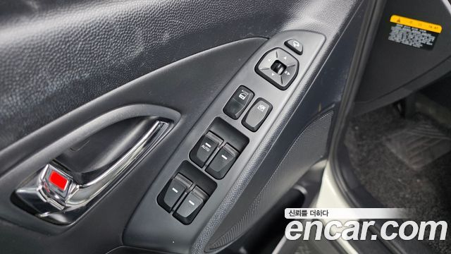 Hyundai Tucson 2012 — photo 11