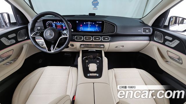 Mercedes-Benz GLE-Class 2025 — photo 7
