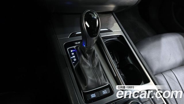 Hyundai Genesis 2016 — photo 12