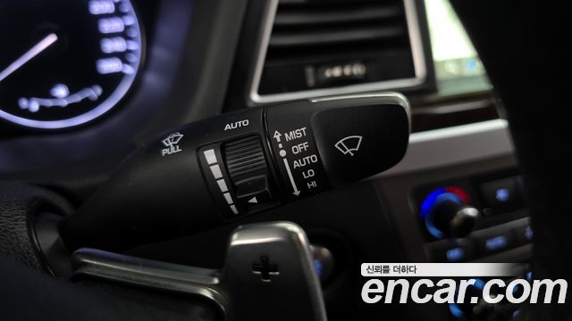 Hyundai Genesis 2016 — photo 26