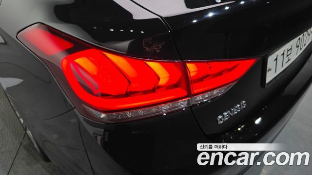 Hyundai Genesis 2016 — photo 9