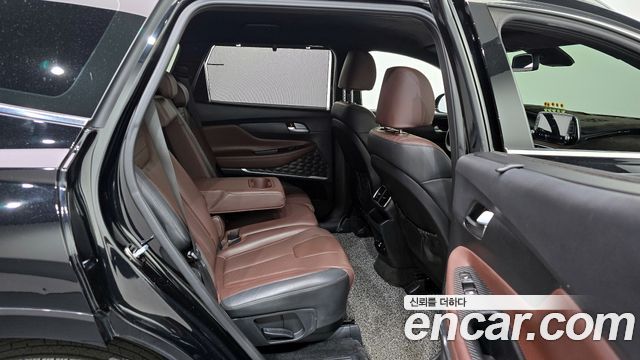 Hyundai Santafe 2019 — photo 17