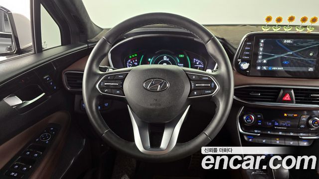 Hyundai Santafe 2019 — photo 22