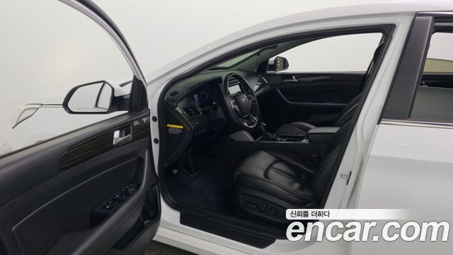 Hyundai Sonata 2017 — photo 10