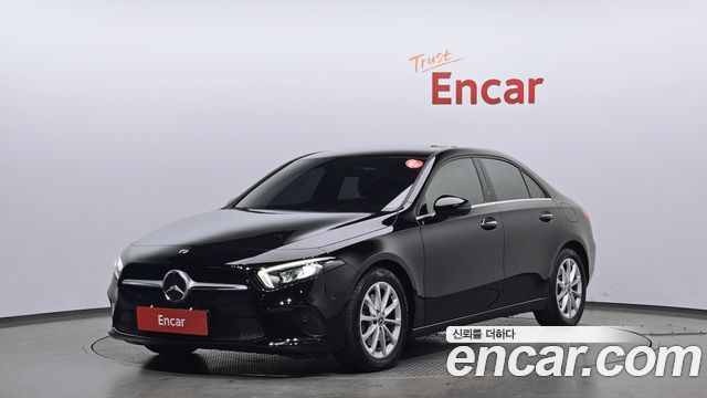 Mercedes-Benz A-Class 2020 — photo 1