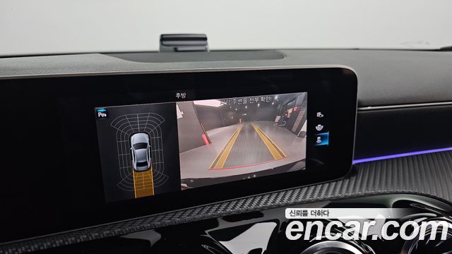 Mercedes-Benz A-Class 2020 — photo 19