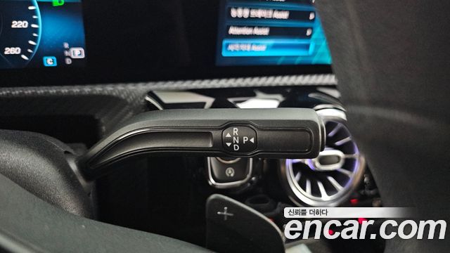 Mercedes-Benz A-Class 2020 — photo 26