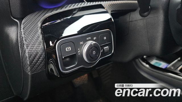 Mercedes-Benz A-Class 2020 — photo 28