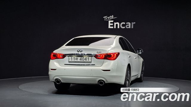 Infiniti Q50 2015 — photo 4