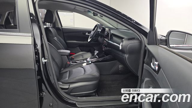 Kia K3 2024 — photo 12