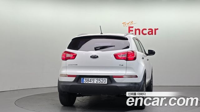 Kia Sportage 2012 — photo 4