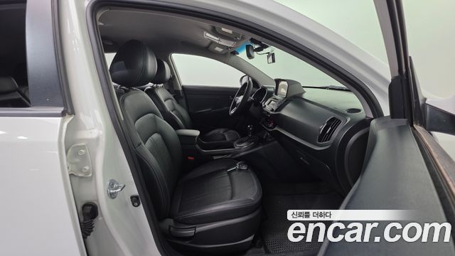 Kia Sportage 2012 — photo 13