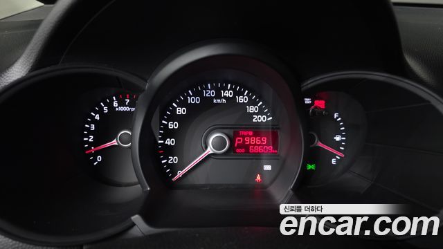 Kia morning 2014 — photo 11