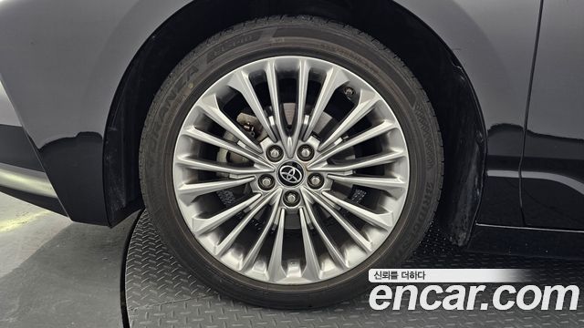 Toyota Avalon 2019 — photo 5