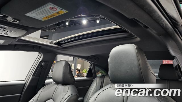 Toyota Avalon 2019 — photo 23