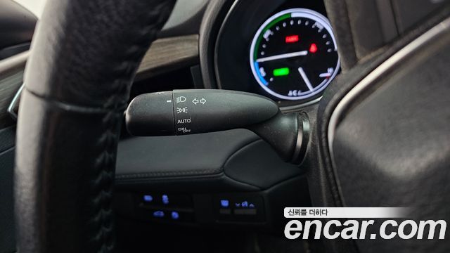 Toyota Avalon 2019 — photo 28