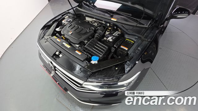 Volkswagen Passat 2022 — photo 6