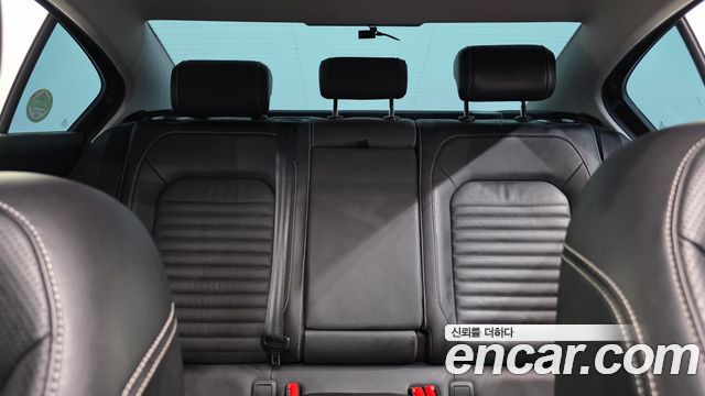 Volkswagen Passat 2022 — photo 27