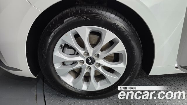 Kia K8 2023 — photo 5