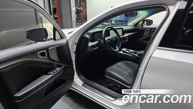 Kia K8 2023 — photo 13