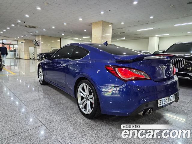 Hyundai Genesis 2012 — photo 3