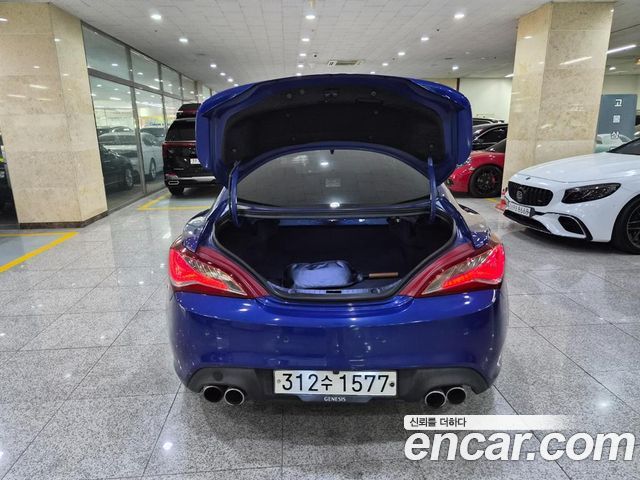 Hyundai Genesis 2012 — photo 5