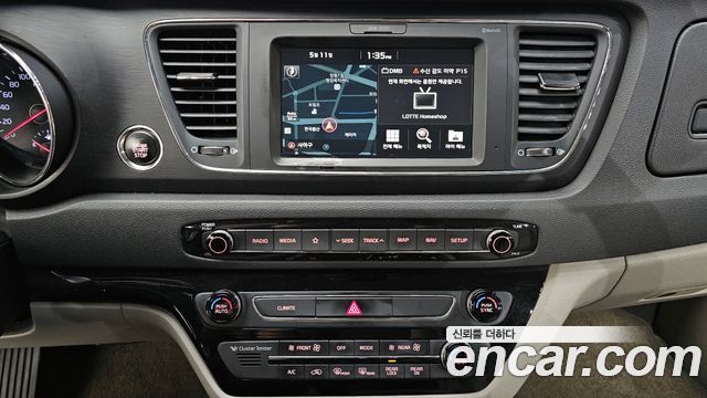 Kia Canival 2020 — photo 20