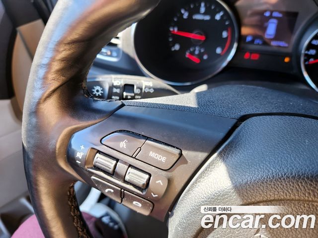 Kia Canival 2020 — photo 22