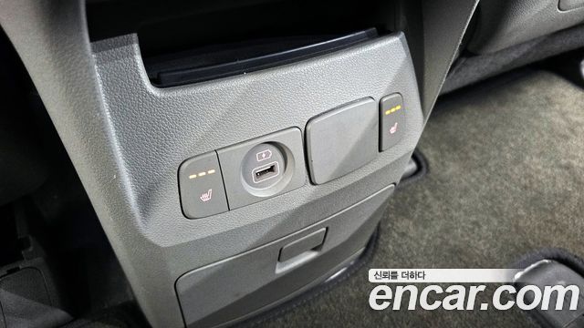 Kia Canival 2020 — photo 24