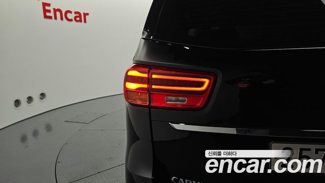 Kia Canival 2020 — photo 9