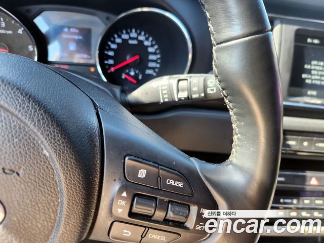 Kia Canival 2020 — photo 30
