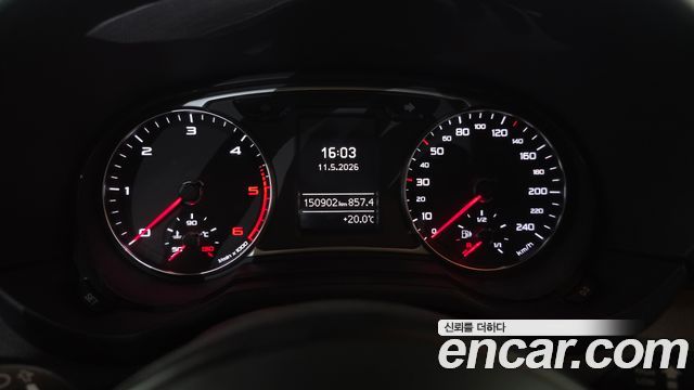 Audi A1 2015 — photo 8