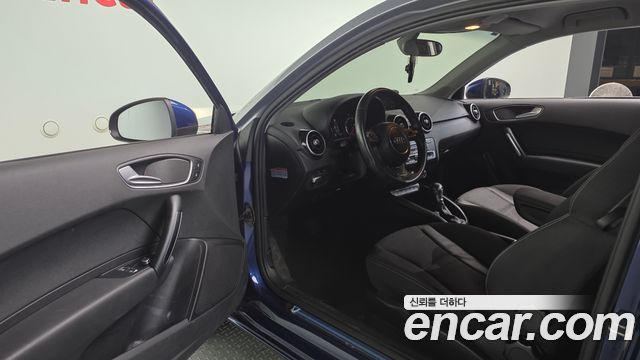 Audi A1 2015 — photo 10