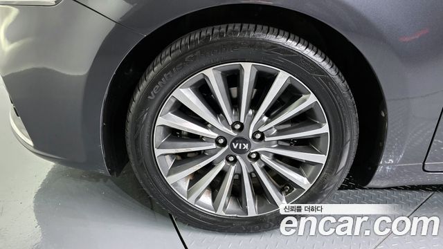 Kia K7 2017 — photo 5
