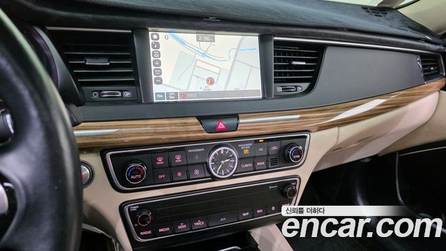 Kia K7 2017 — photo 20