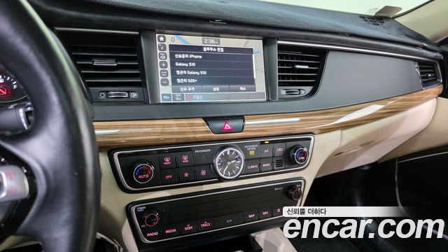 Kia K7 2017 — photo 21